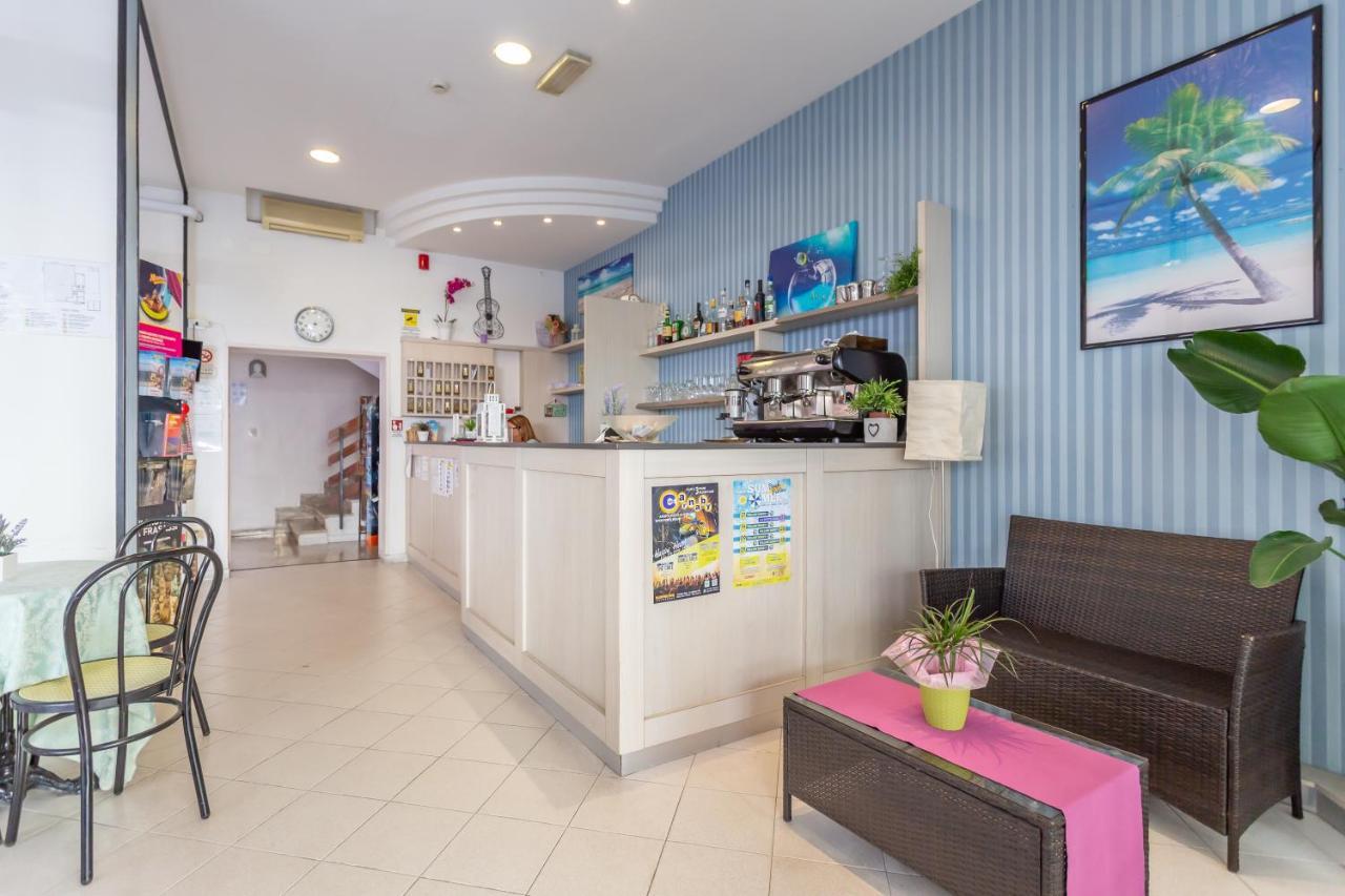 Hotel Valparaiso ريميني المظهر الخارجي الصورة