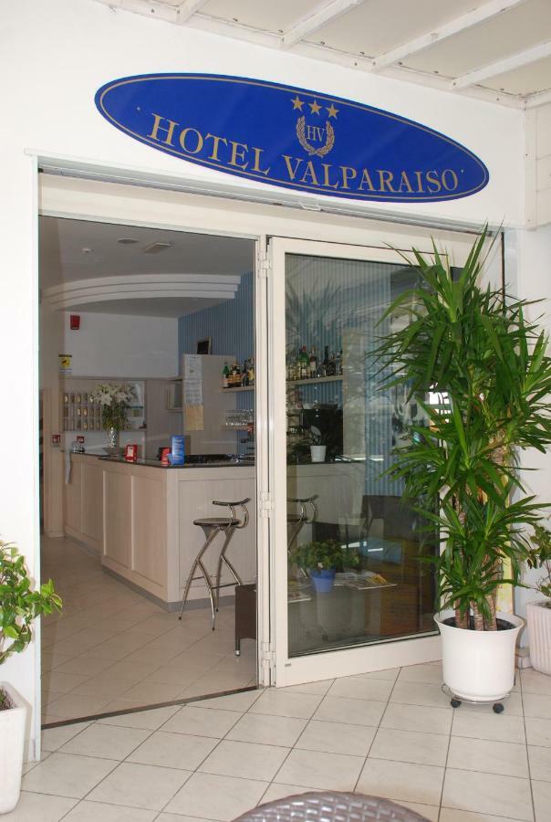 Hotel Valparaiso ريميني المظهر الخارجي الصورة